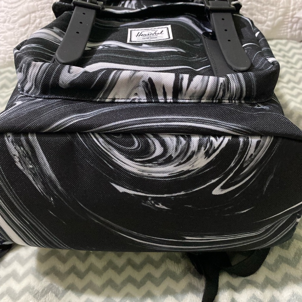 Herschel Supply Co. Little America Mid Volume Backpack 17L In Paint Black/White - Picture 12 of 13